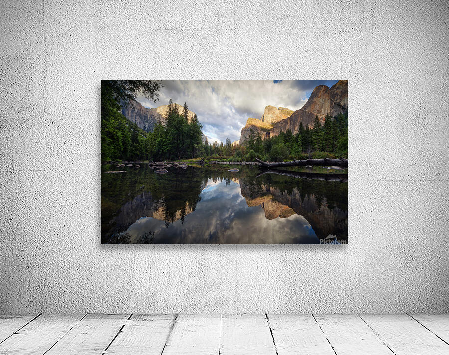 1242566 Wall Preview