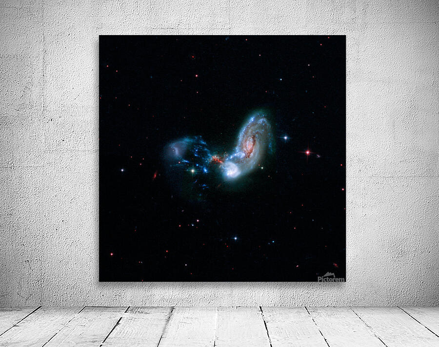 II Zw 096 Wall Preview