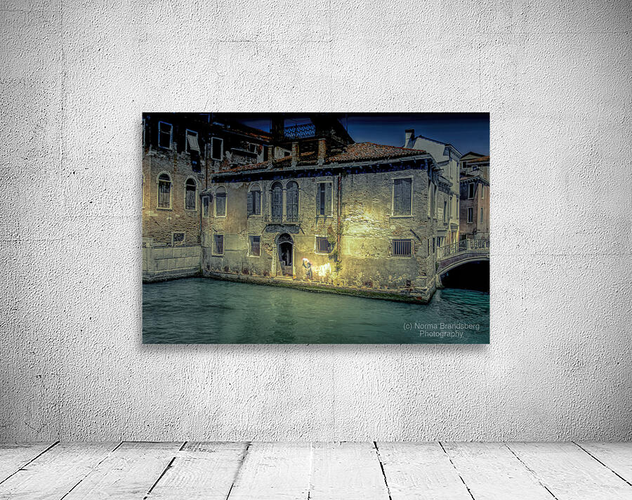 Mural San Croce Venice Canal House Wall Preview