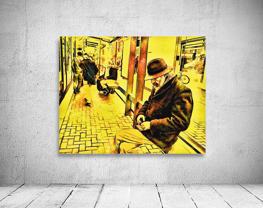 Arte 076 vintage train station man waiting Wall Preview