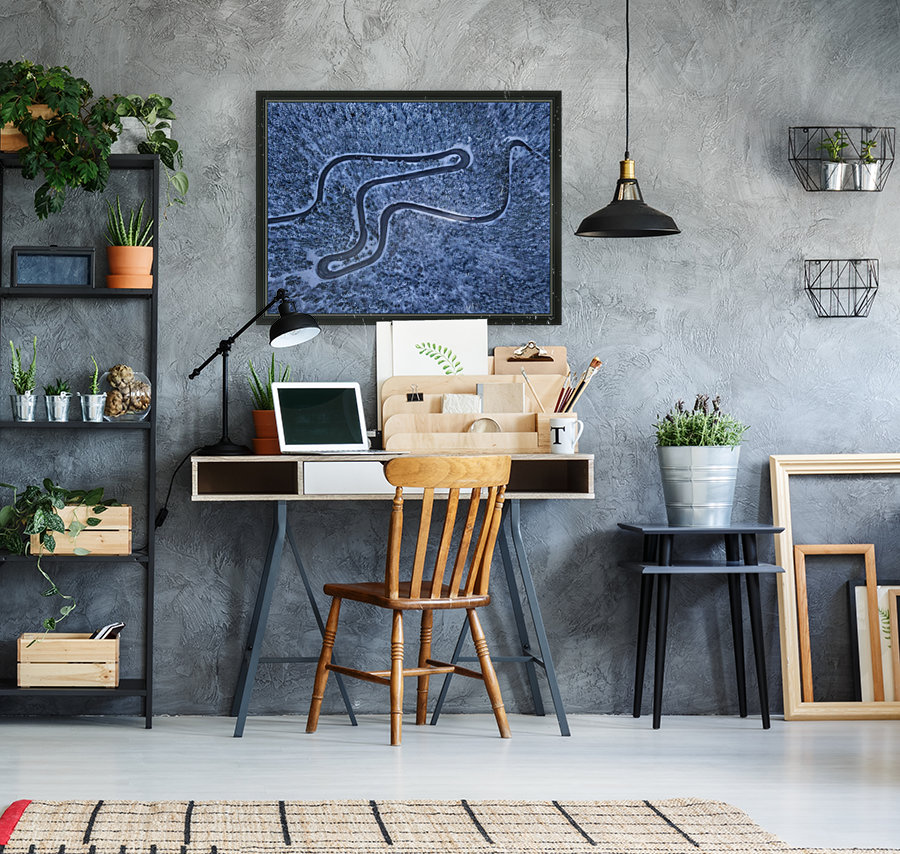 Winding way into the darkness Reproduction