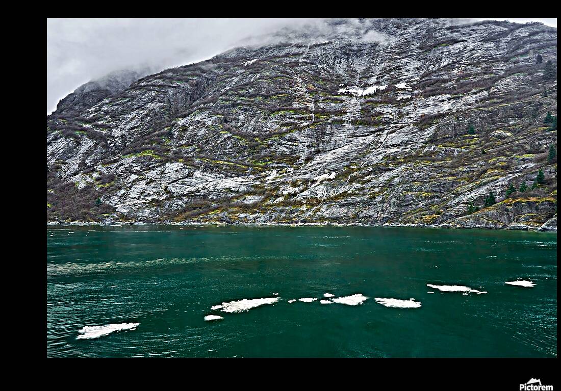 Alaska With Hawaii Like Icebergs Reproduction