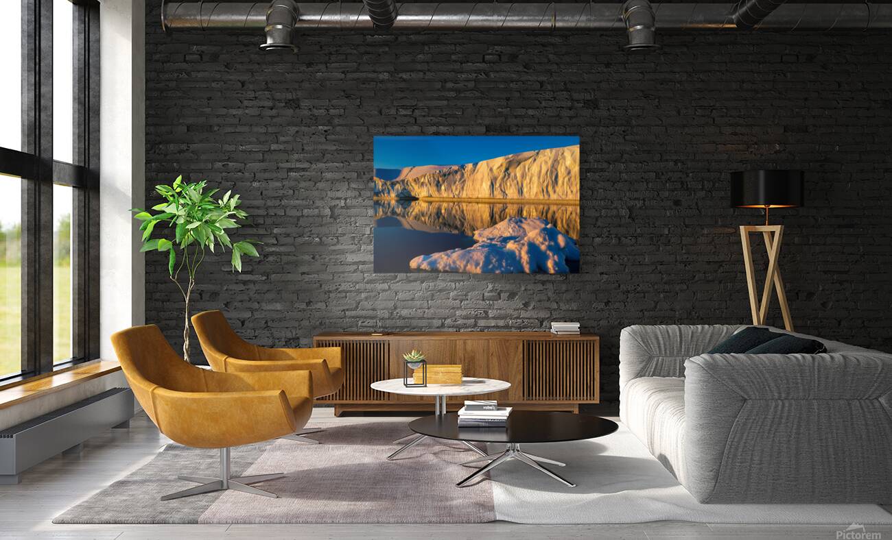 MIDNIGHT SUN ON ICE Reproduction