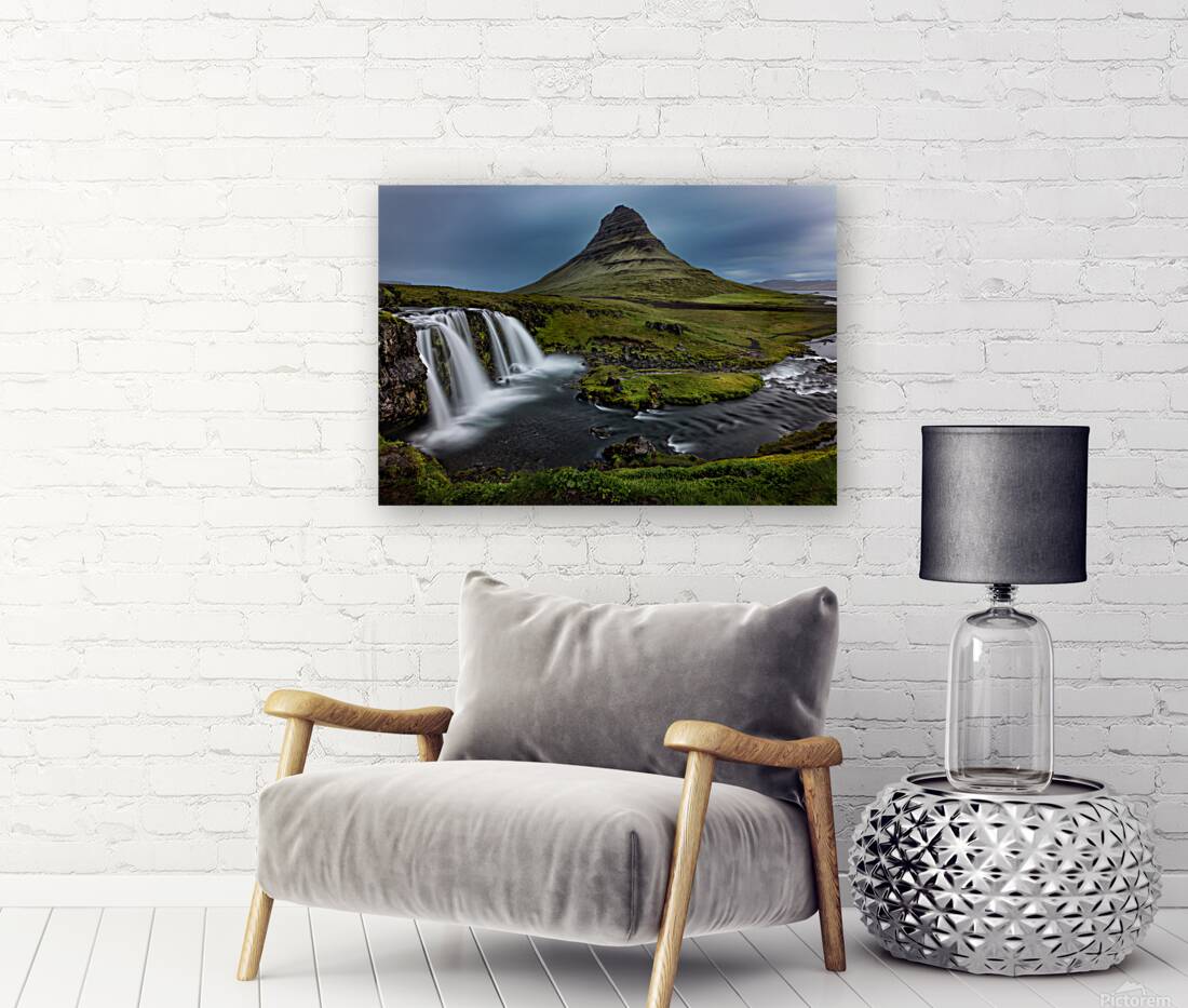 KIRKJUFELL Reproduction