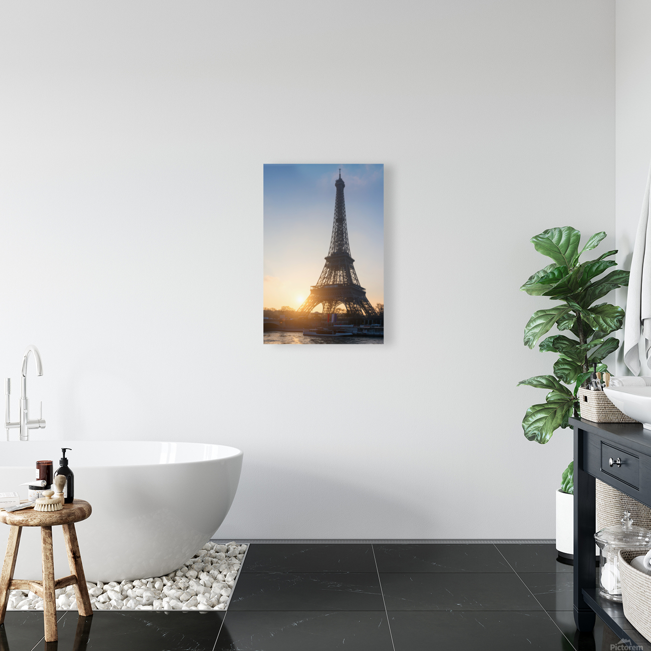 Paris   Eiffel tower at sunrise Reproduction