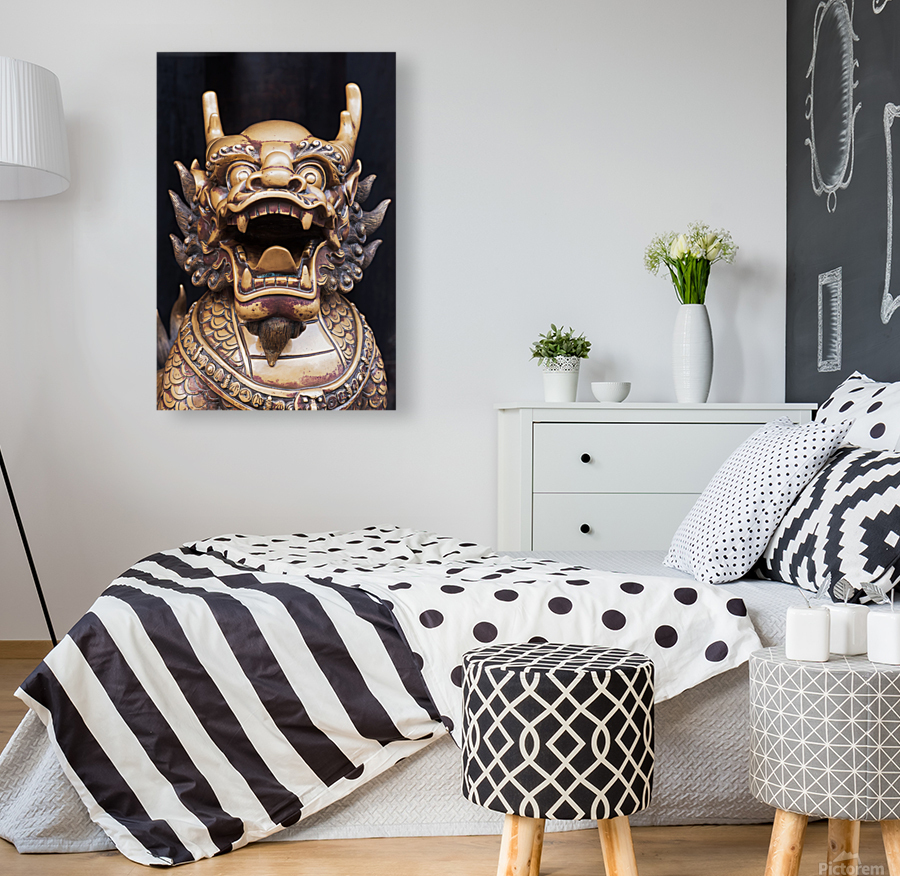 Dragon bronze statue in a chinese buddhist temple Reproduction