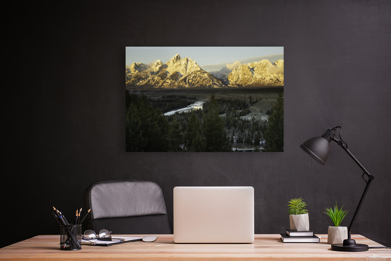 DSC 0153 1 sunrise dodged the line 20x30 sat Reproduction