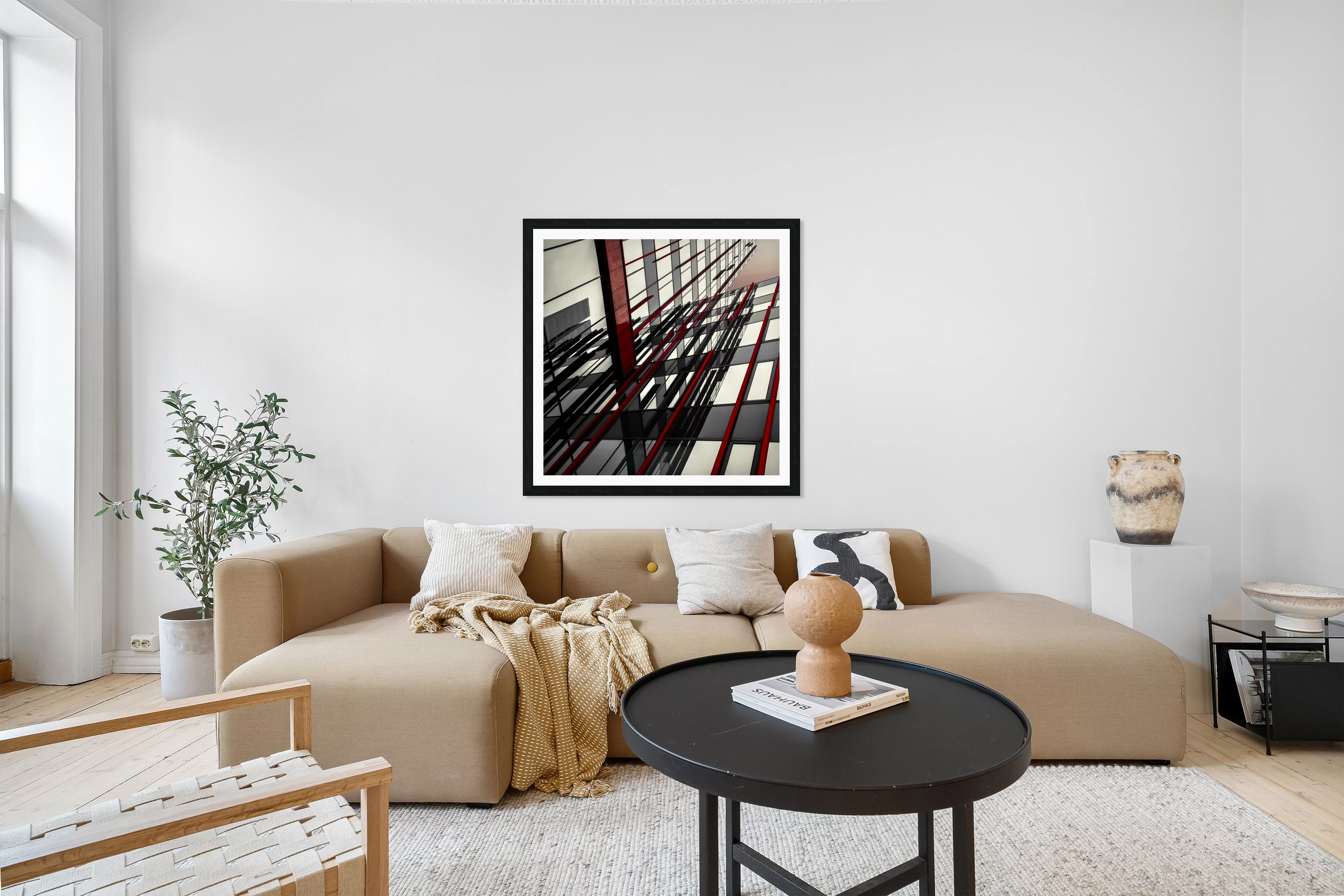 red lines by Gilbert Claes 