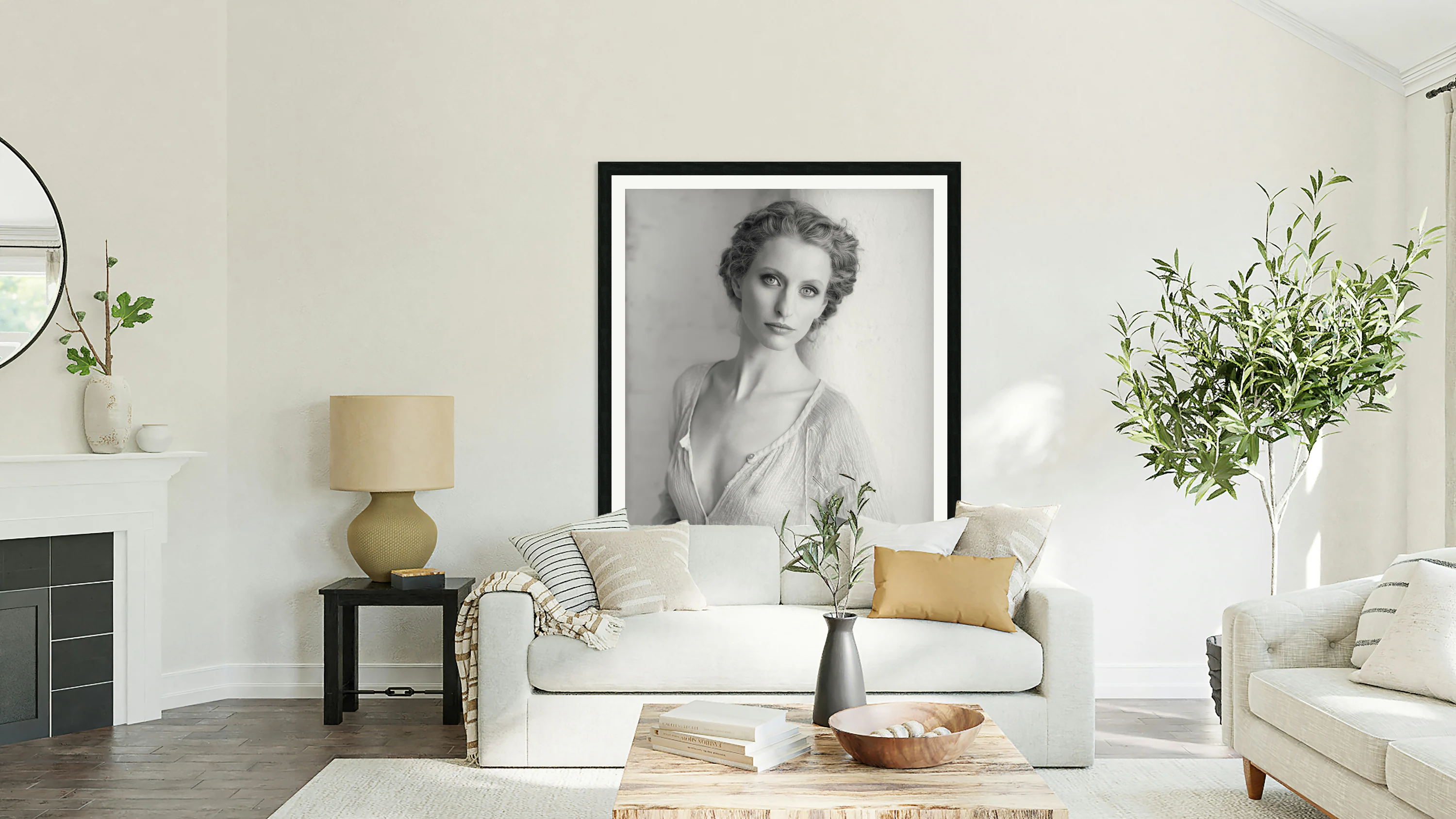 Fredau in Natural Light