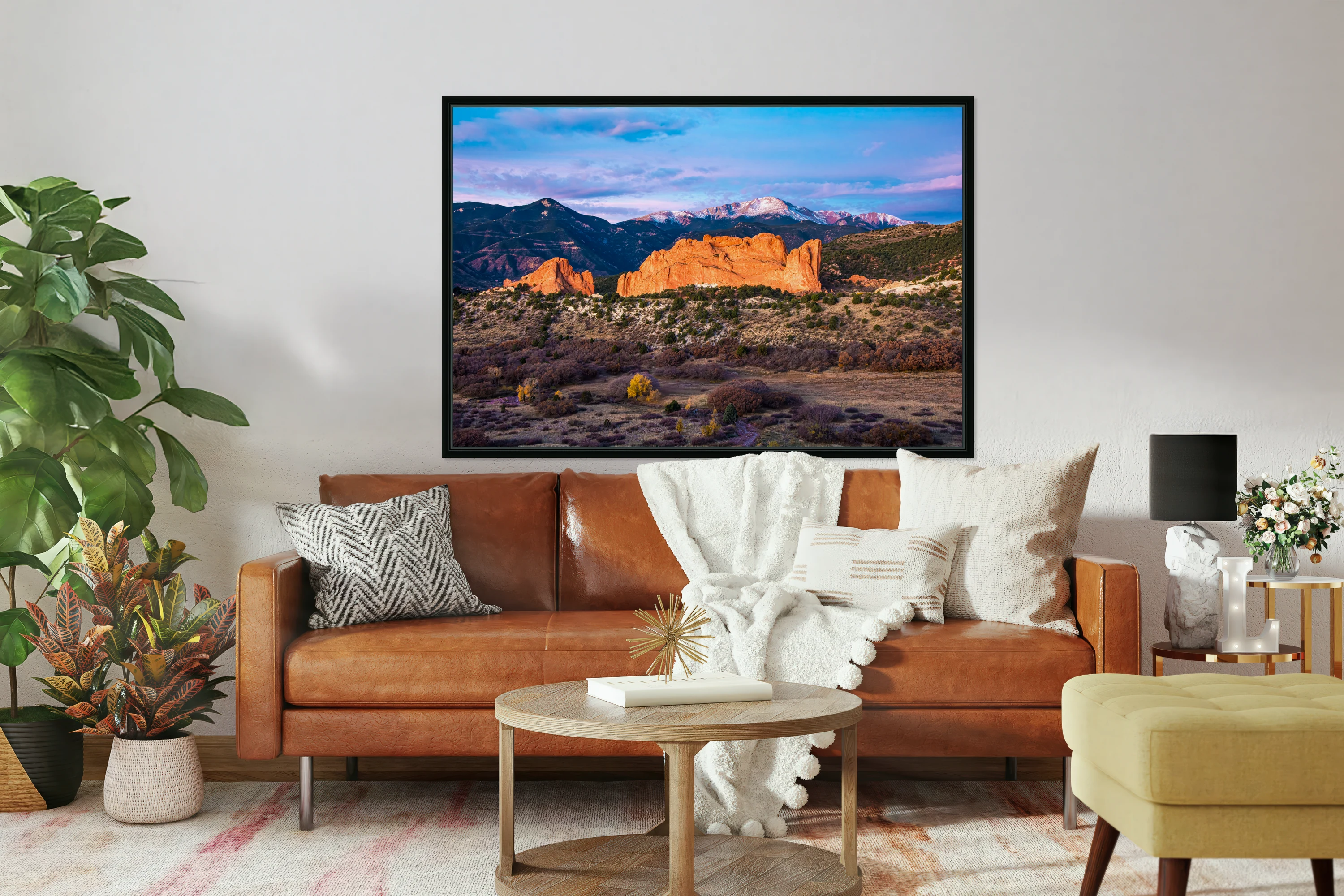 Colorado Garden Of The Gods With Pikes Peak