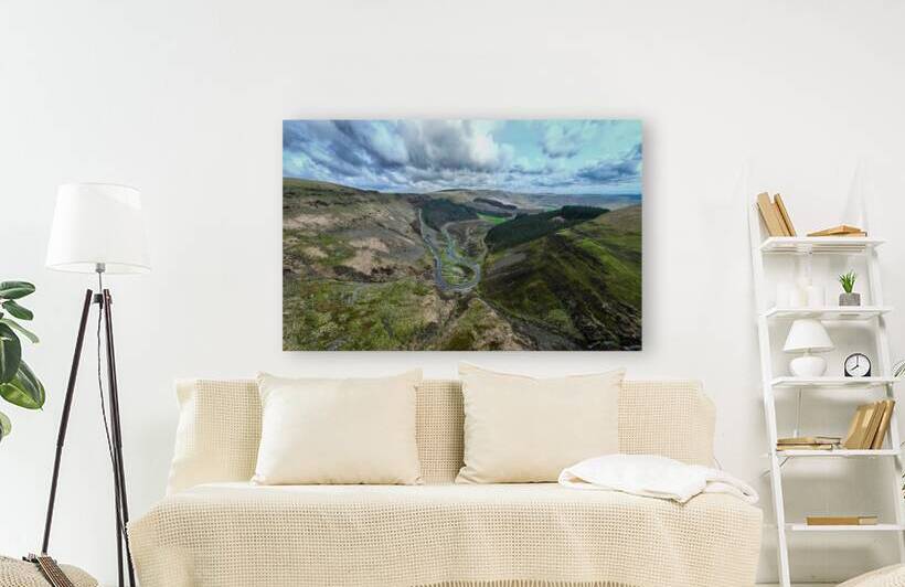 The road to the Bwlch by Leighton Collins