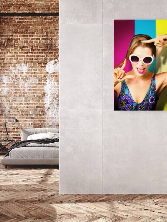 Nail polish pin-up girls by Jorgo