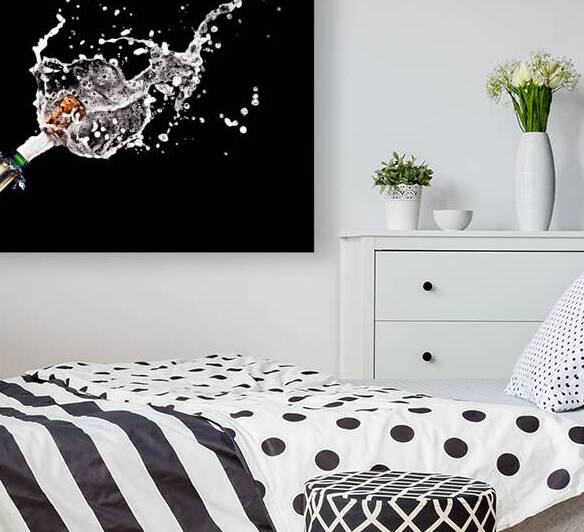 popping champagne by Gualtiero Boffi