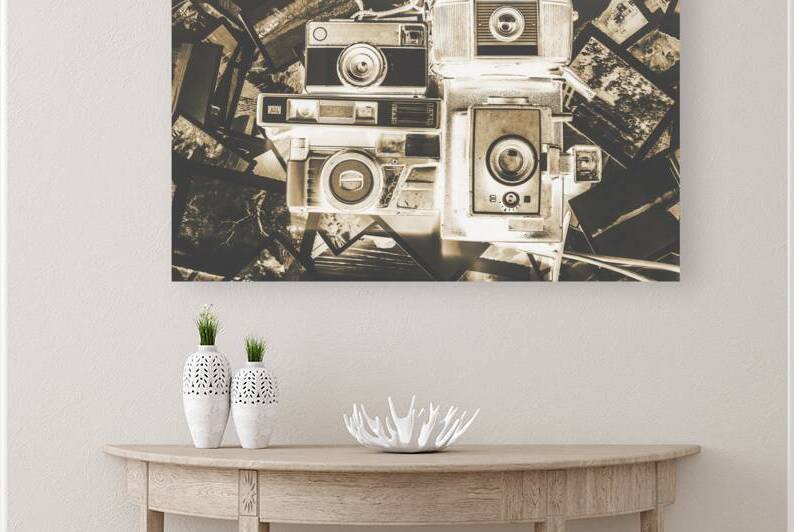 Placed in the dark room by Jorgo