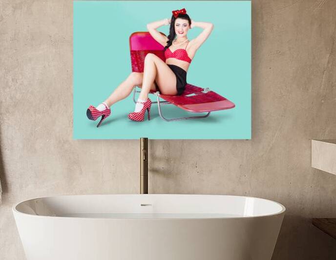 Glamour pin-up girl. Retro summer fashion by Jorgo