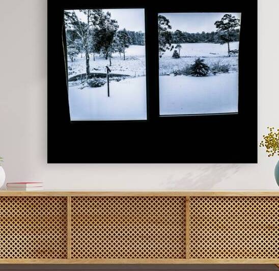 Windows to winter by Jorgo