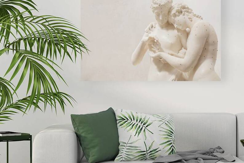 Cupid and Psyche statue by sculptor Antonio Canova 1800. Sensua by Paolo Modena