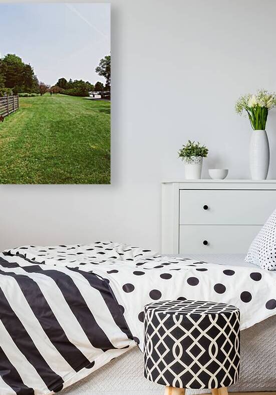 Outside the Botanical Gardens by maniacvii