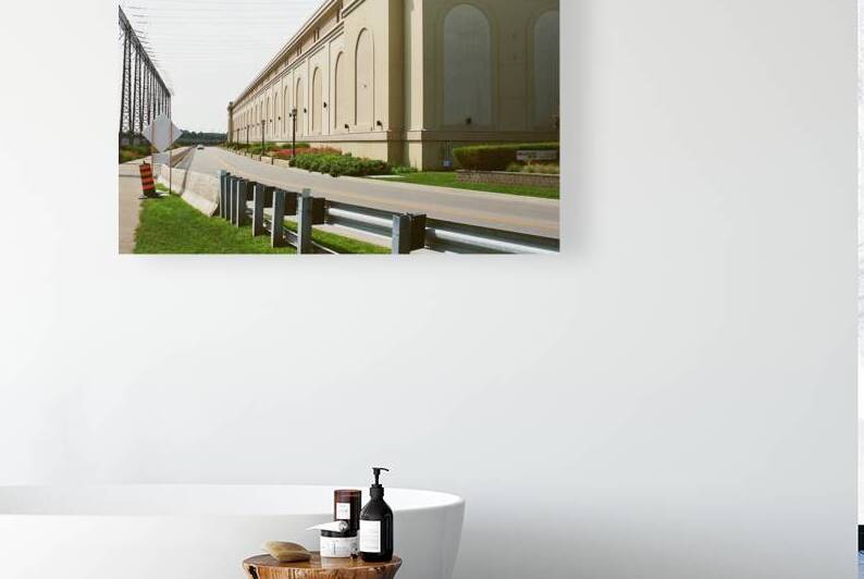 Niagara Falls Power Plant Lookout by maniacvii