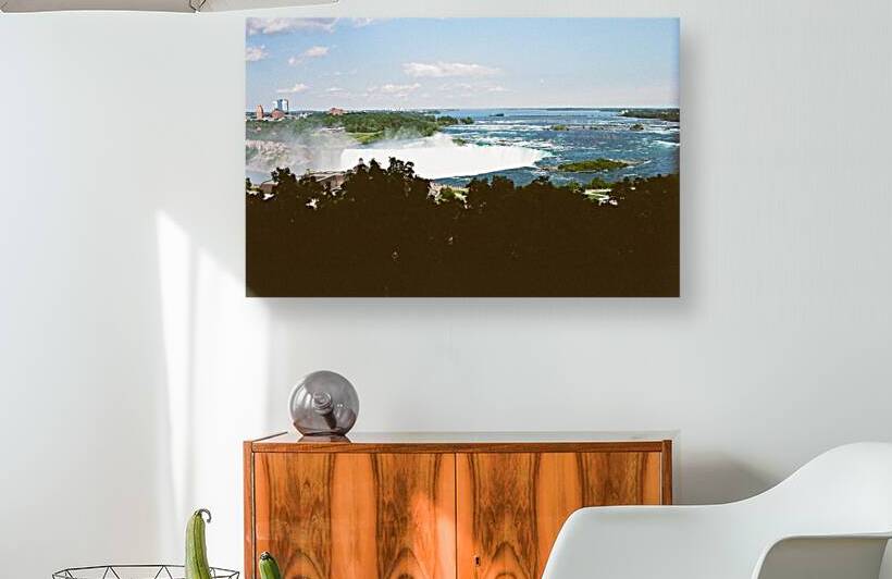 Horseshoe Falls Niagara Falls Canada  by maniacvii