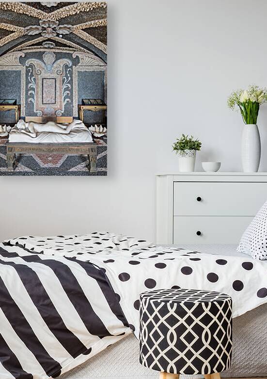 Sleeping Venus by Giovanni Battista Monti 1789 - white marble  by Paolo Modena