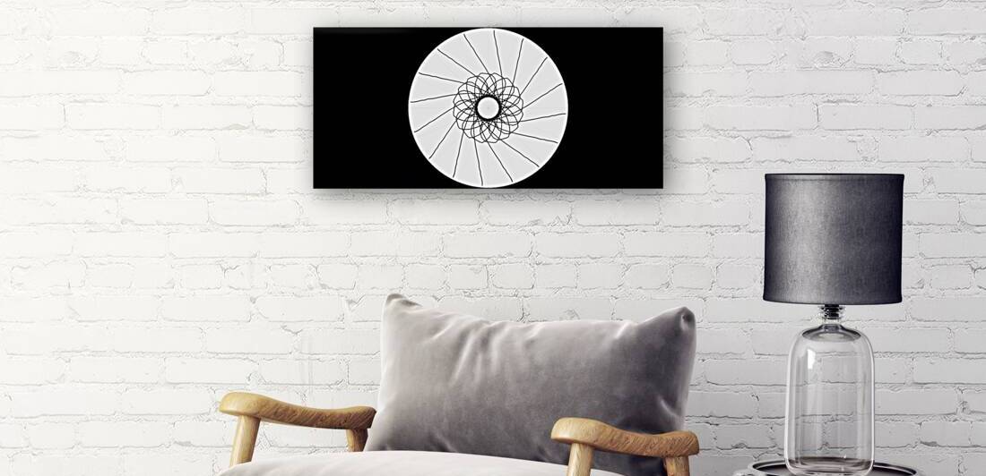 Symmetrical Spokes by Luciano