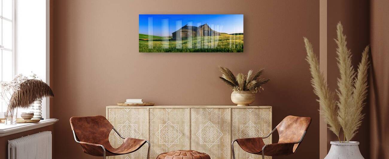 Baylor Barn by John Shephard