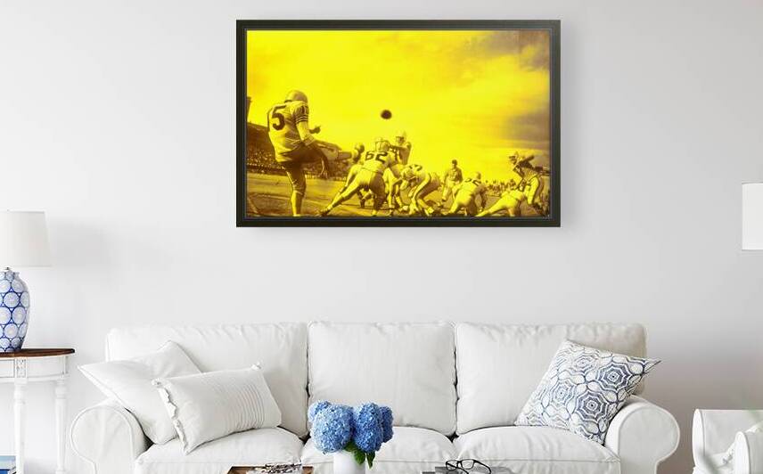 1940s Wyoming Football Action by Row One Brand