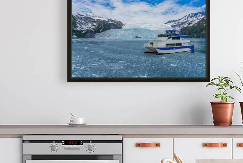 Aialik Tours by Geoffrey Prior