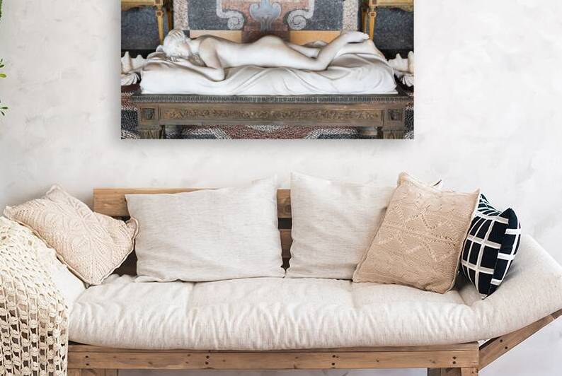 Sleeping Venus by Giovanni Battista Monti 1789   white marble  by Paolo Modena