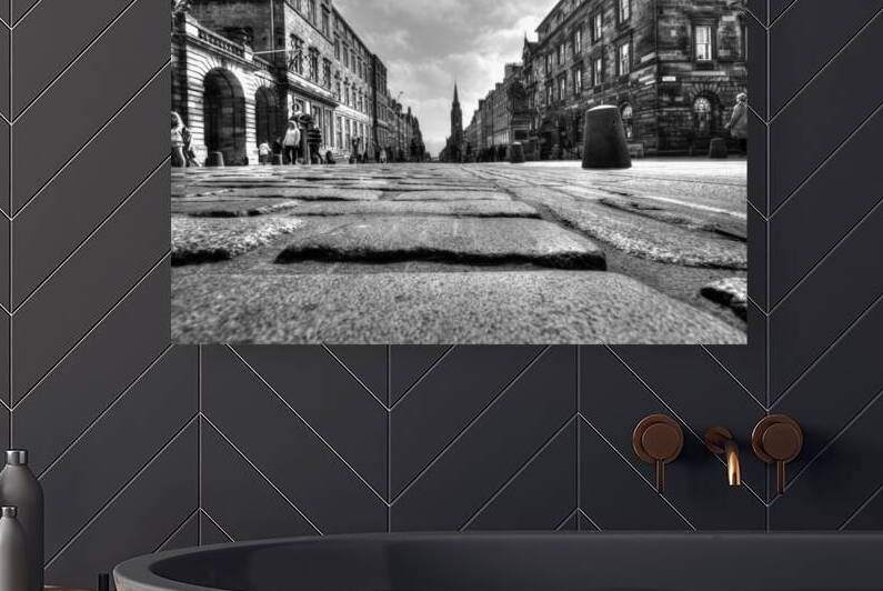 Edinburgh Royal Mile by Kevin MacTavish