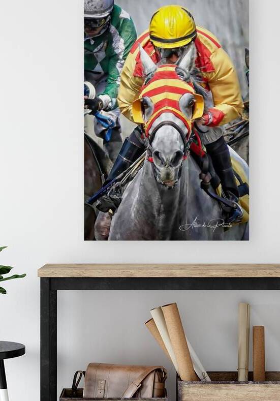        Head Down                         by Allan de la Plante