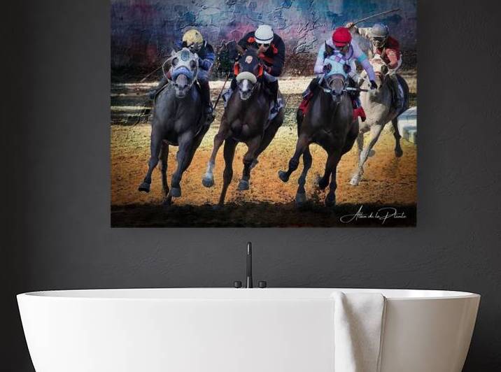       Up the Middle.                          by Allan de la Plante