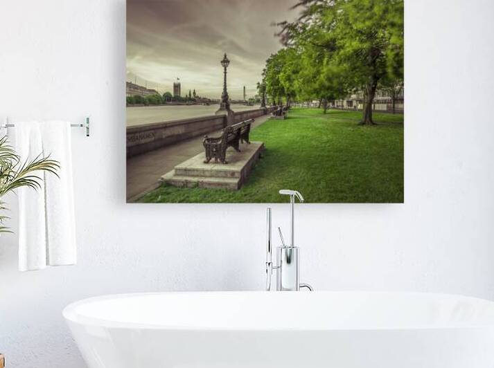 Restful Moments by the Thames by Assaf Frank