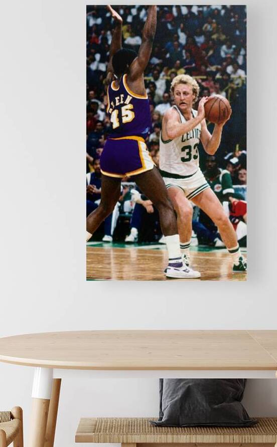 Bird Looks to Pass by Row One Brand