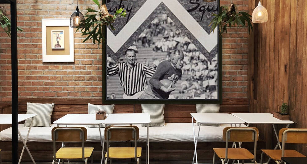 Vintage Washington W by Row One Brand