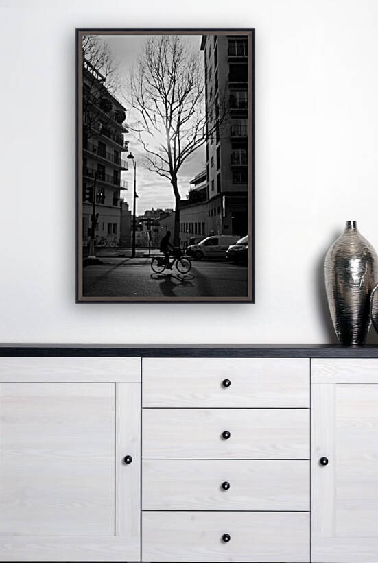 Un Velo dans Belleville by Bill Osuch