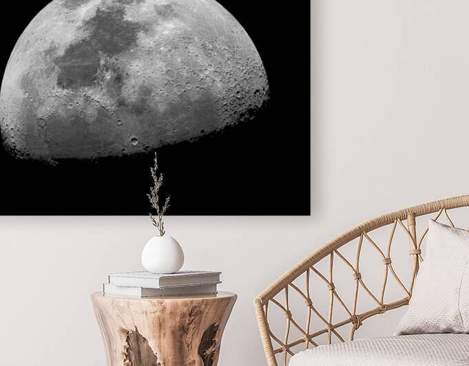 Oh Look At The Moon, She s Shining Up There by 1x