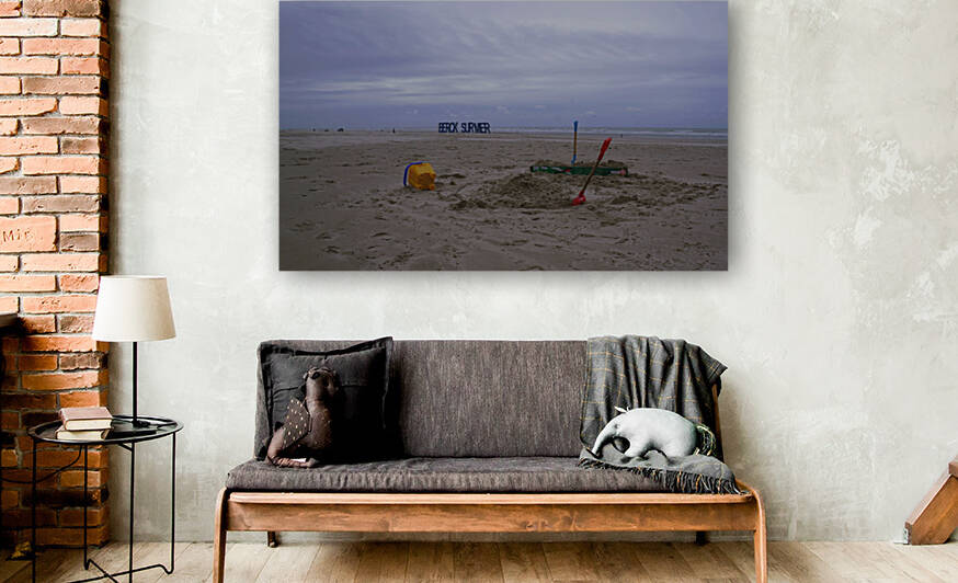 Winter beach in France by Cedric Doz