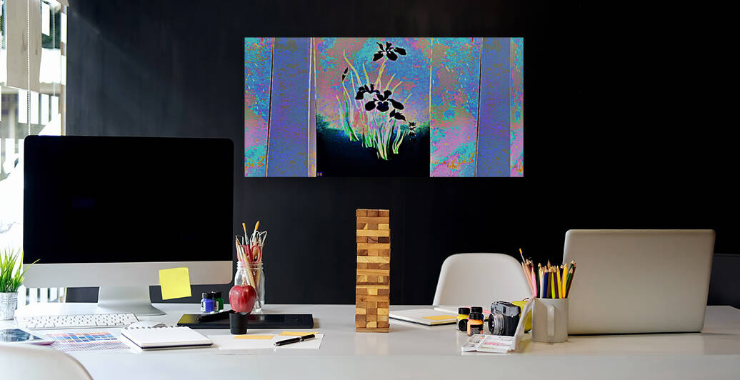 BLACK IRIS  by desetoiles10