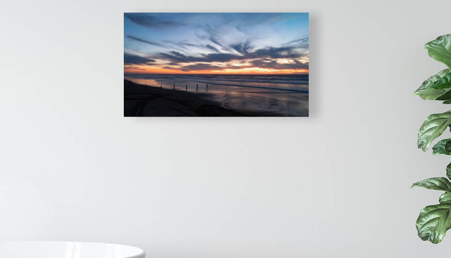 Fence Into the Ocean by dronesey