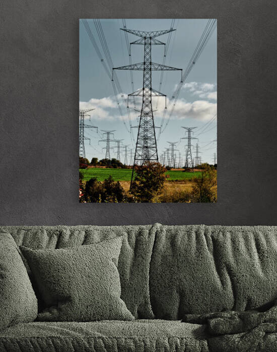 Power lines in symmetry  by Yahya Hisham