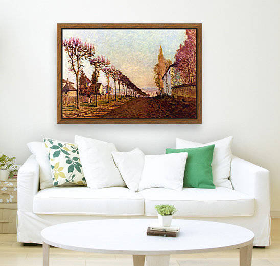 The Avenue by Sisley