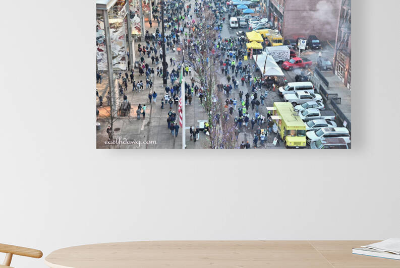 Seahawks crowd by earthdawg