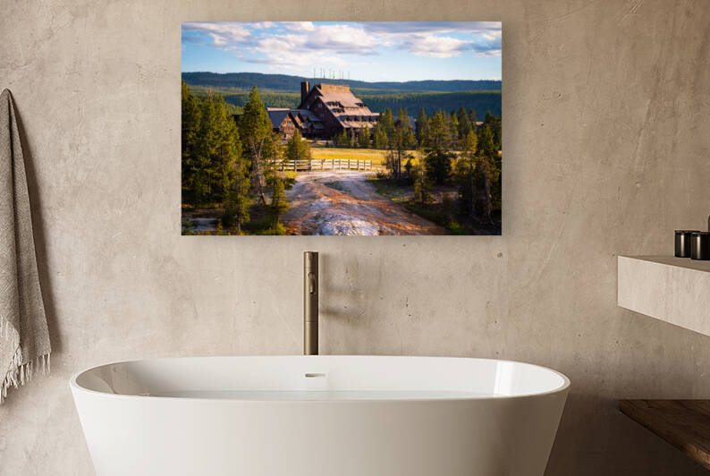 Old Faithful Inn by Noah Lang