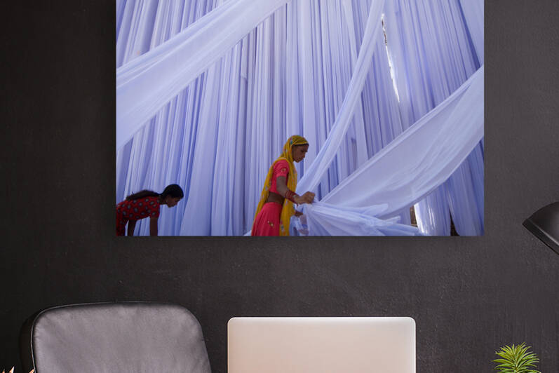 India Sarees023 by Jeremy Horner Images