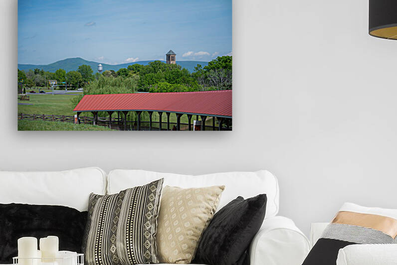 Luray Caverns  by RawBeltPhotos