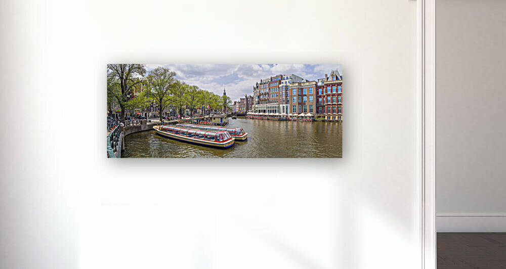 Amsterdam Canal by Assaf Frank