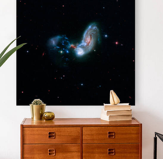 II Zw 096 by NASA Images