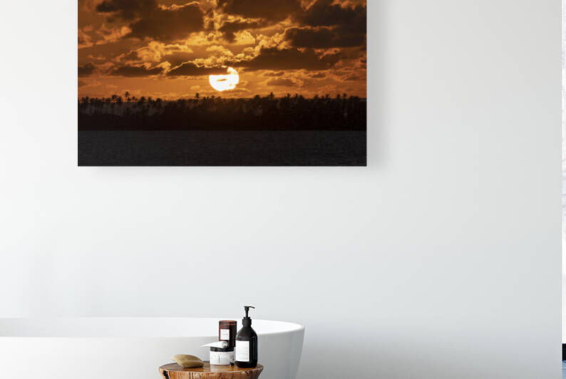 Coucher de soleil sur Fakarava by Sophie Thibault